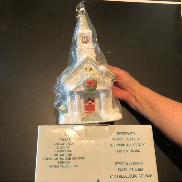 PartyLite The Church Candle Holder Holiday Decor - Picture 5 of 6
